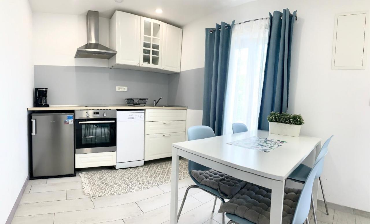 Apartment Ana Sea View Makarska Eksteriør billede